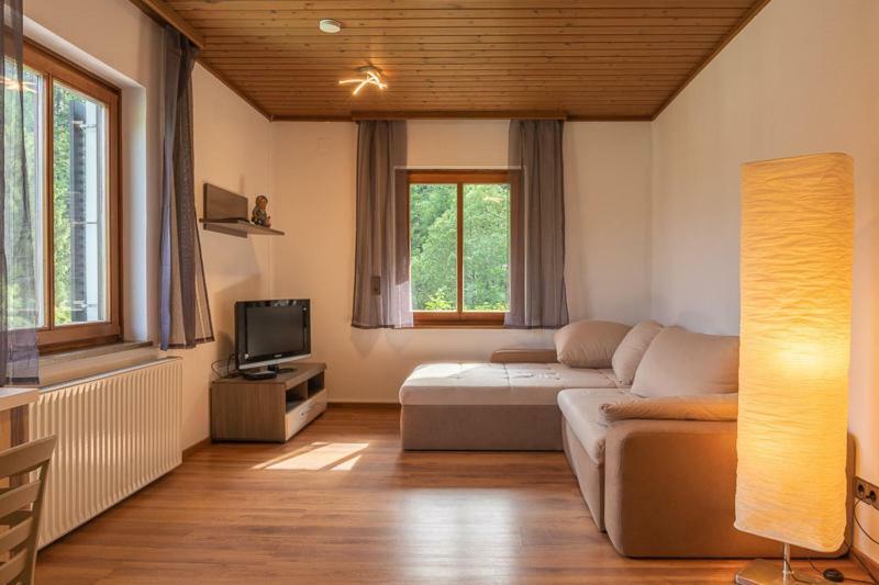 Haus Sieben - Singer Lydia Bed & Breakfast Kotschach-Mauthen Ngoại thất bức ảnh